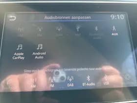 Nissan Leaf thumbnail 9