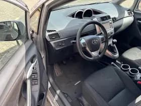 Toyota VERSO thumbnail 11