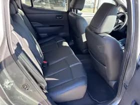 Nissan Leaf thumbnail 12