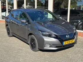 Nissan Leaf thumbnail 18
