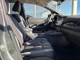 Nissan Leaf thumbnail 6