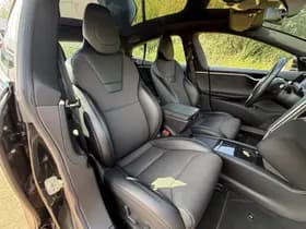 Tesla Model S thumbnail 15