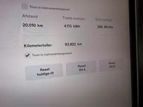 Tesla Model S thumbnail 16