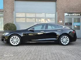 Tesla Model S thumbnail 9