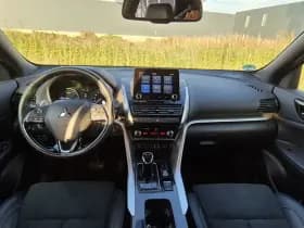 Mitsubishi Eclipse Cross thumbnail 4