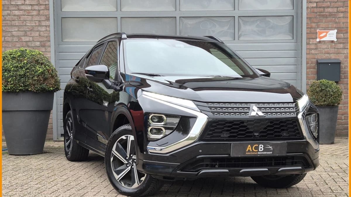 Mitsubishi Eclipse Cross — foto 1