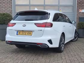 Kia Ceed Sportswagon thumbnail 3
