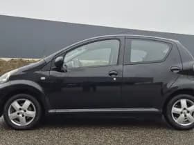 Toyota Aygo thumbnail 3