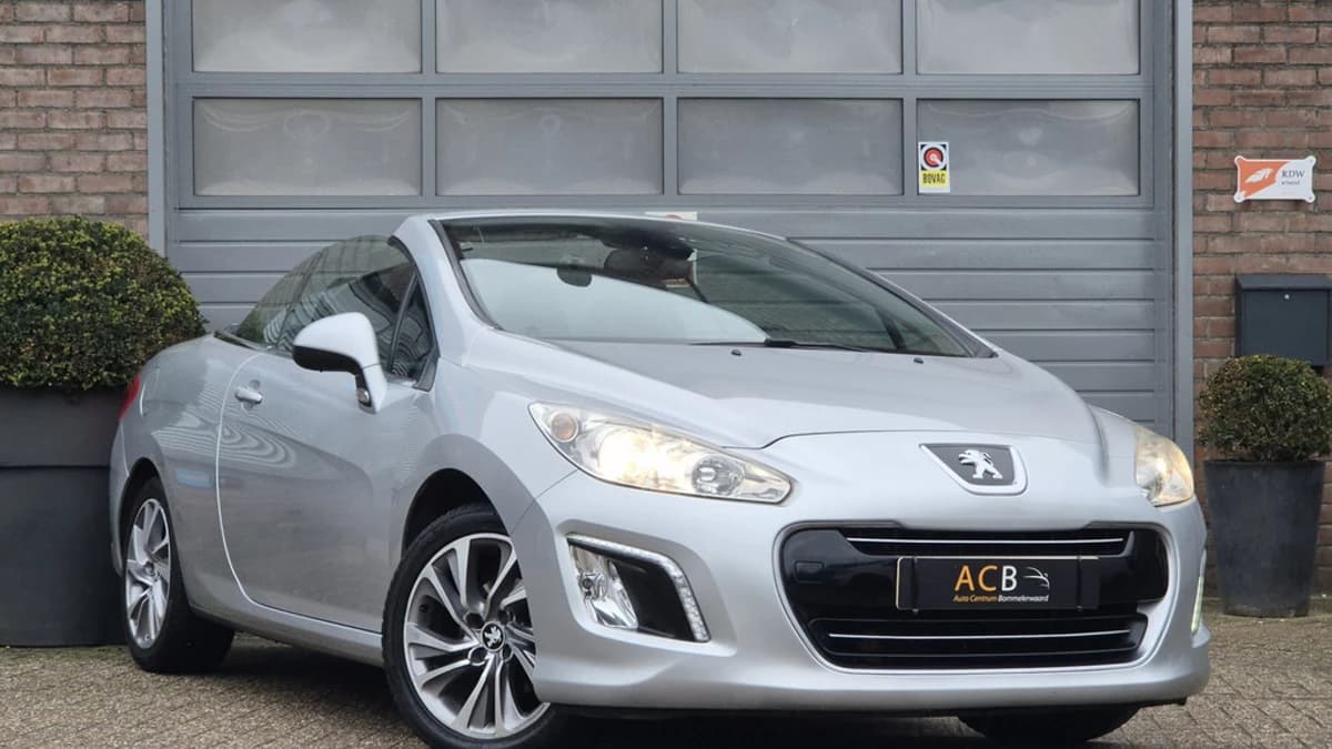 Peugeot 308 — foto 1