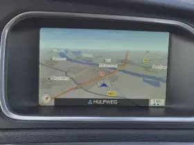 Volvo V40 thumbnail 11