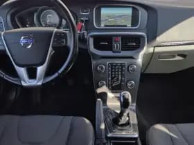 Volvo V40 thumbnail 10