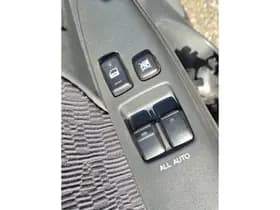 Toyota Corolla Verso thumbnail 20