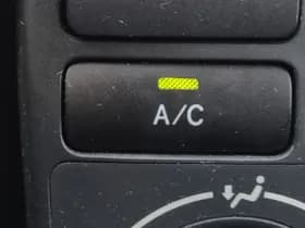 Toyota Corolla Verso thumbnail 25