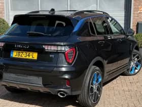 Lynk & Co 01 thumbnail 2