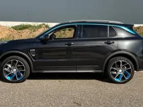 Lynk & Co 01 thumbnail 8