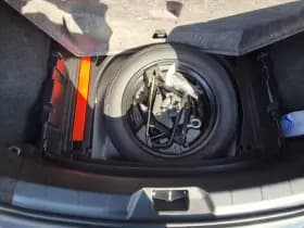 Volvo V40 thumbnail 25