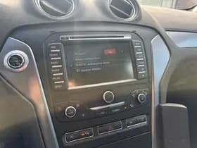 Ford Mondeo thumbnail 12