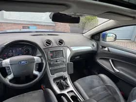 Ford Mondeo thumbnail 3