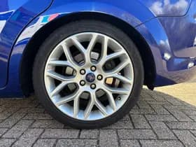 Ford Mondeo thumbnail 22