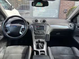 Ford Mondeo thumbnail 4