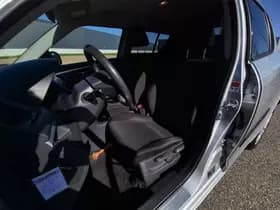 Suzuki Swift thumbnail 36