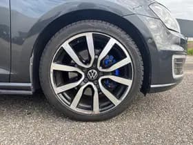 Volkswagen Golf thumbnail 28