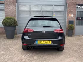 Volkswagen Golf thumbnail 4