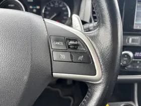 Mitsubishi Outlander thumbnail 16