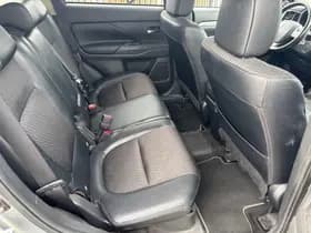 Mitsubishi Outlander thumbnail 18