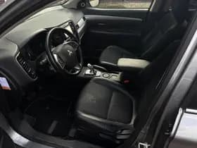 Mitsubishi Outlander thumbnail 21