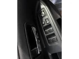 Mitsubishi Outlander thumbnail 25