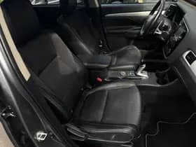 Mitsubishi Outlander thumbnail 26