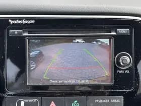 Mitsubishi Outlander thumbnail 8