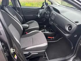 Toyota Yaris thumbnail 30