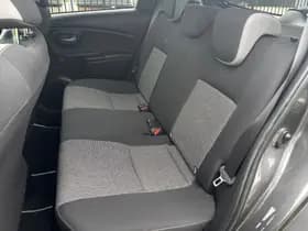 Toyota Yaris thumbnail 7