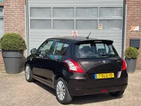 Suzuki Swift thumbnail 8