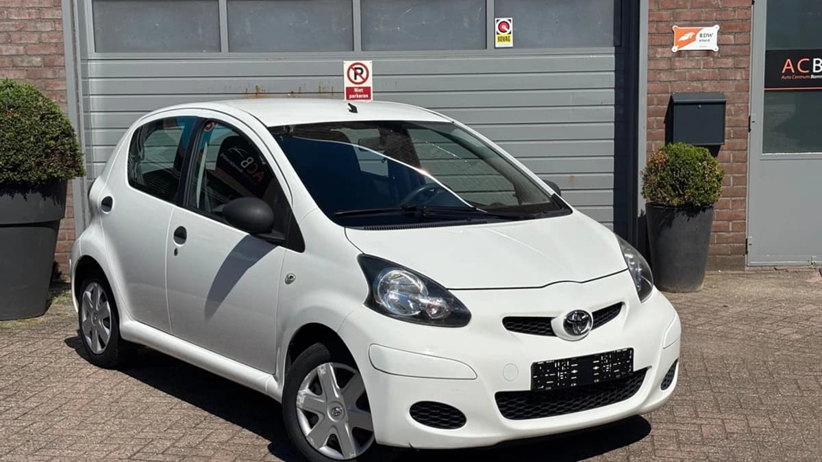 Toyota Aygo — foto 1