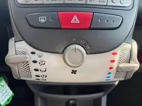 Toyota Aygo thumbnail 21