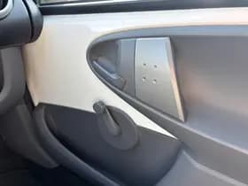 Toyota Aygo thumbnail 22