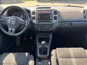 Volkswagen Tiguan thumbnail 4