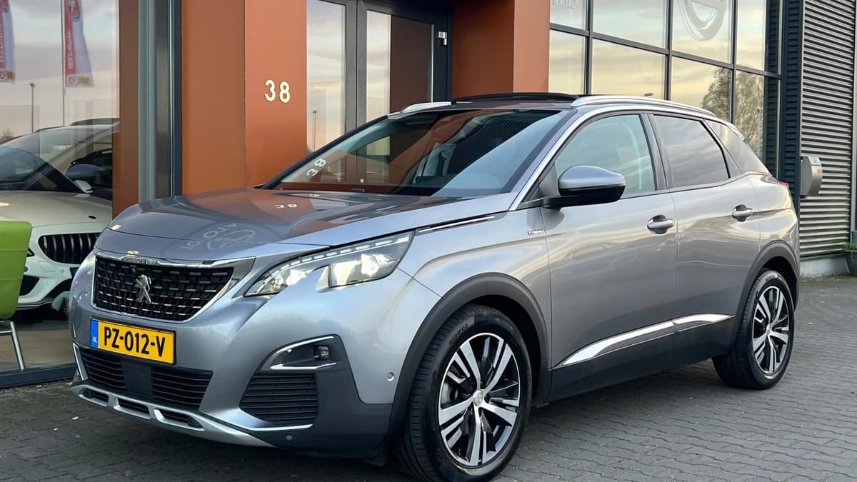 Peugeot 3008 1.6 e-THP GT Line automaat Pano Trekhaak Leer — foto 1