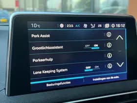 Peugeot 3008 1.6 e-THP GT Line automaat Pano Trekhaak Leer thumbnail 30