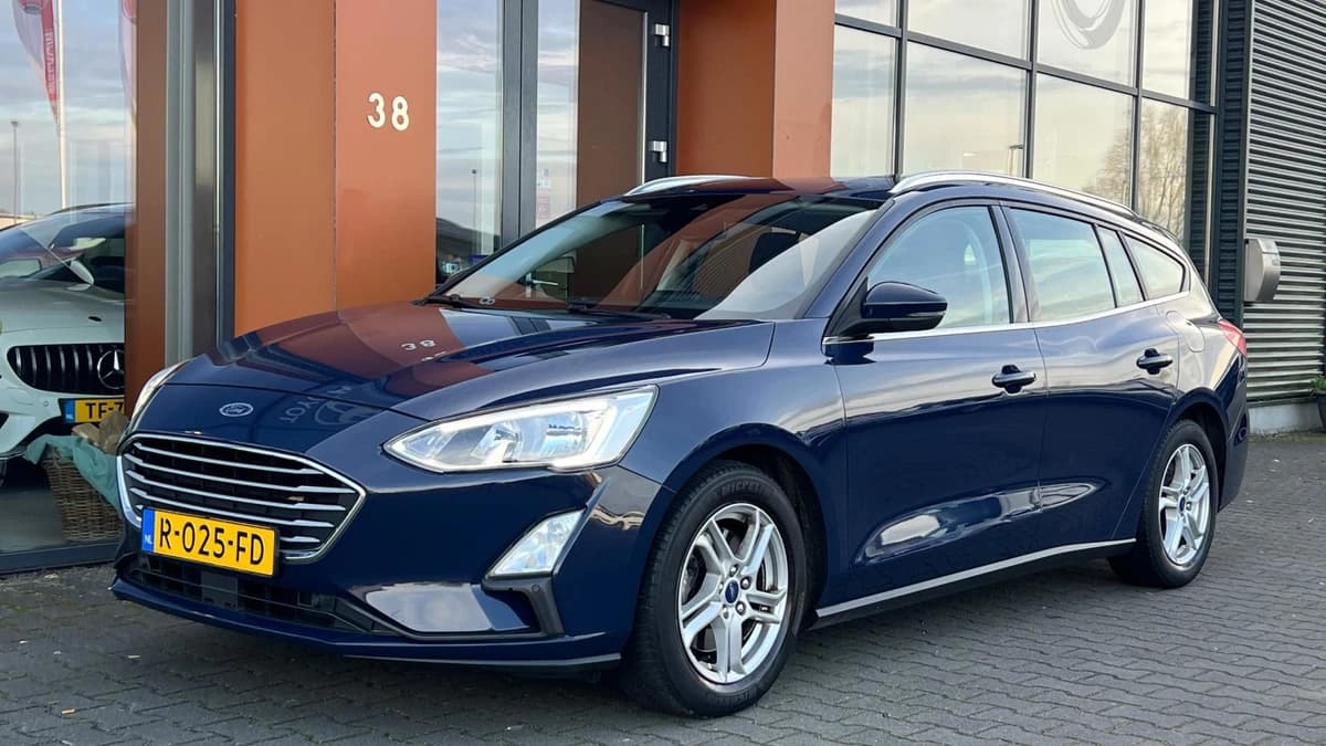 Ford Focus Wagon 1.0 EcoBoost LED Carplay Stoelverw. Cruise — foto 1