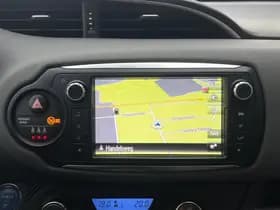 Toyota Yaris 1.5 Hybrid Cruise Navigatie Isofix Camera Clima thumbnail 15