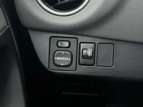 Toyota Yaris 1.5 Hybrid Cruise Navigatie Isofix Camera Clima thumbnail 20