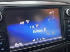 Toyota Yaris 1.5 Hybrid Cruise Navigatie Isofix Camera Clima thumbnail 24