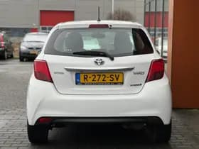 Toyota Yaris 1.5 Hybrid Cruise Navigatie Isofix Camera Clima thumbnail 27