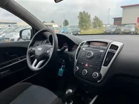 Kia Ceed 1.4 CVVT Airco Isofix Elek. ramen&spiegels Aux-in thumbnail 11