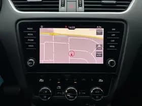 Skoda Octavia Combi 1.5TSI AUT. Carplay Navi LED Stoelverwarming thumbnail 16