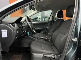 Skoda Octavia Combi 1.5TSI AUT. Carplay Navi LED Stoelverwarming thumbnail 4